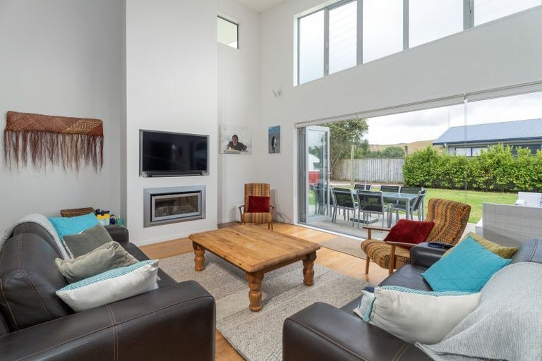 Photo of property in 14 Clipper Place, Whitianga, 3510