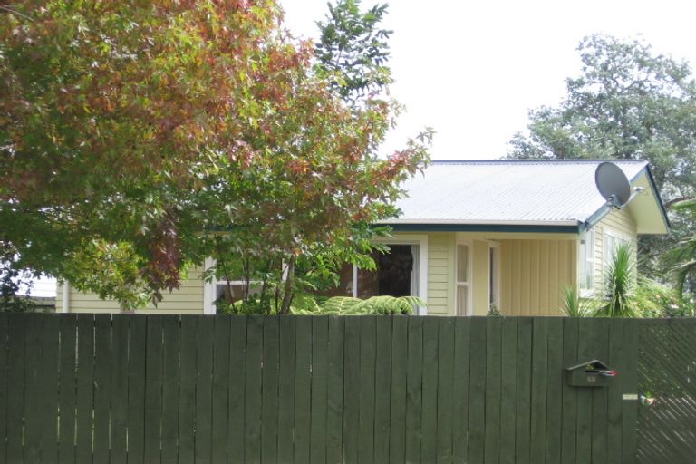 Photo of property in 58 Rambler Crescent, Beach Haven, Auckland, 0626