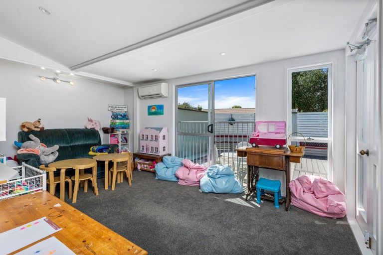 Photo of property in 210 Royal Road, Massey, Auckland, 0614
