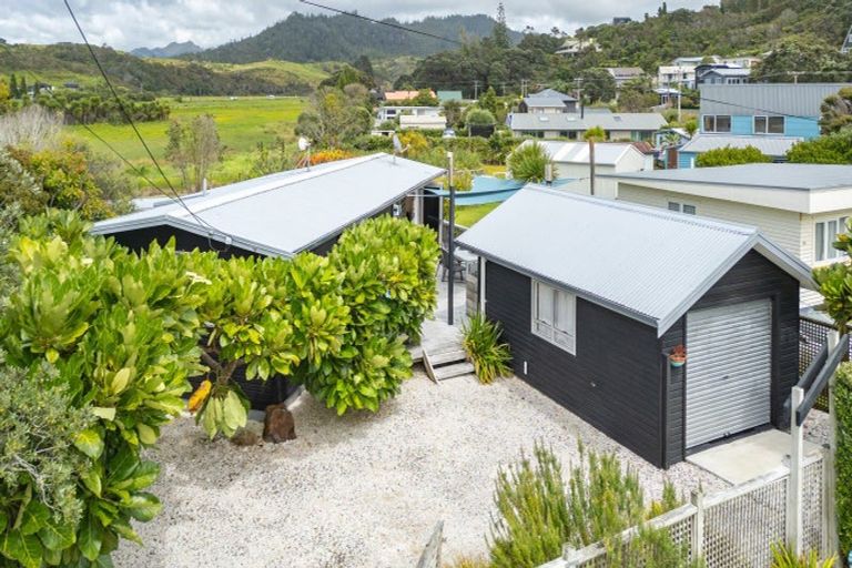 Photo of property in 103 Ocean Beach Road, Tairua, 3508