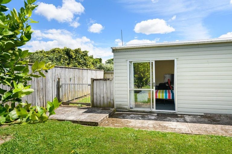 Photo of property in 16 Carter Crescent, Awapuni, Palmerston North, 4412