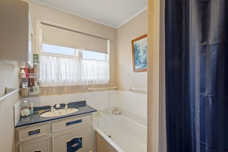 Photo of property in 9 Beryl Place, Pukehangi, Rotorua, 3015