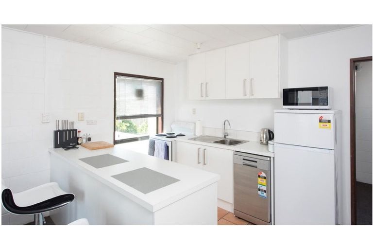 Photo of property in 2/40 Tonbridge Street, Merivale, Christchurch, 8014