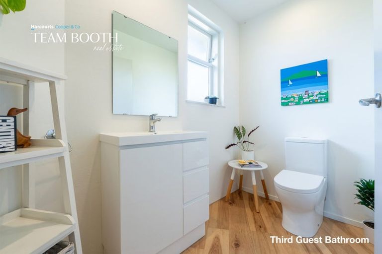 Photo of property in 1/53 Park Road, Glenfield, Auckland, 0629