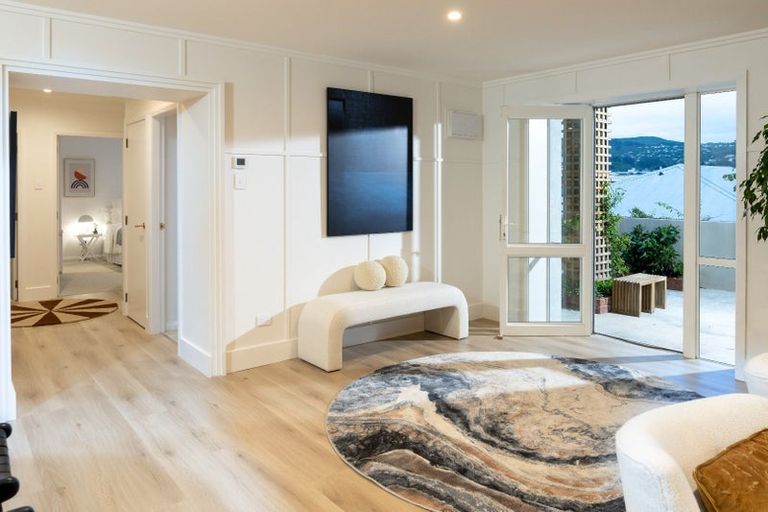 Photo of property in Hamilton Flats, 9a Hawker Street, Mount Victoria, Wellington, 6011