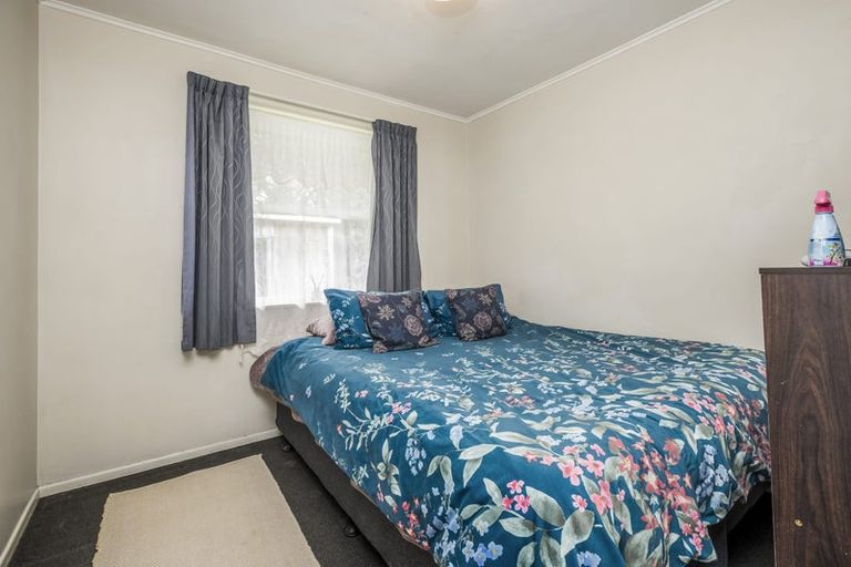 Photo of property in 17 Brentford Place, Manurewa, Auckland, 2102