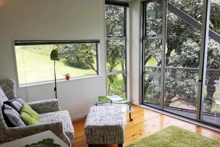 Photo of property in Scotia Tower Apartments, 2f/8 Scotia Place, Auckland Central, Auckland, 1010