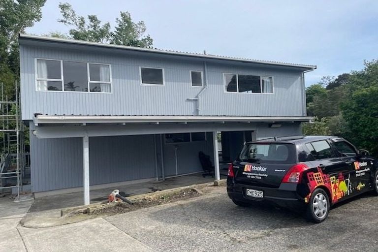 Photo of property in 23b Brian Crescent, Stanmore Bay, Whangaparaoa, 0932