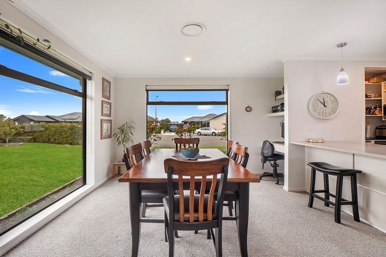 Photo of property in 9 Godley Place, Woodend, 7610