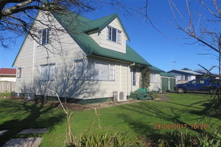 Photo of property in 101 Oakfield Crescent, Pukete, Hamilton, 3200