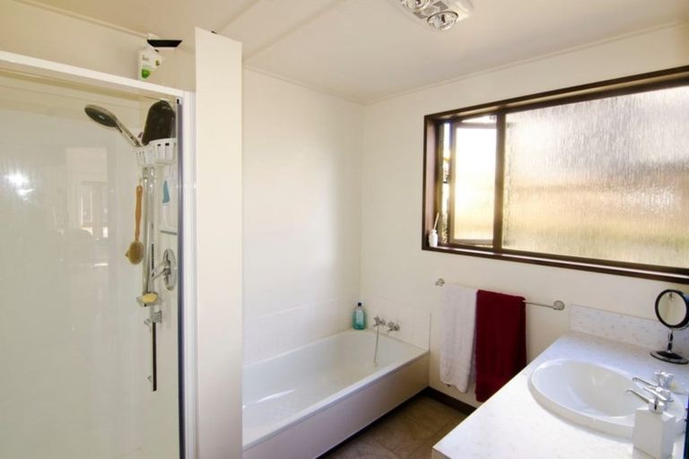 Photo of property in 2 Jedburgh Street, Roxburgh, 9500