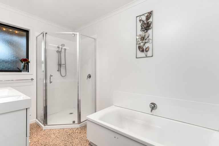 Photo of property in 15 Thornton Street, Putaruru, 3411