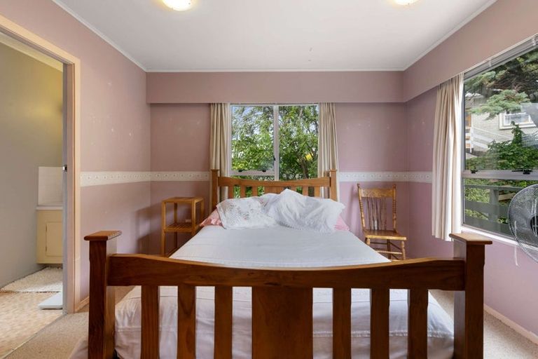 Photo of property in 4 Naseby Grove, Wainuiomata, Lower Hutt, 5014