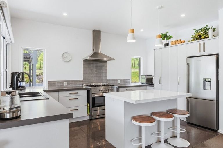 Photo of property in 40 Grant Road, Kinloch, Taupo, 3385