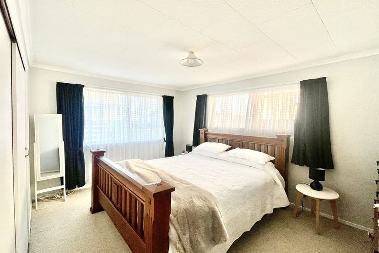 Photo of property in 2/38 Mako Mako Road, Levin, 5510