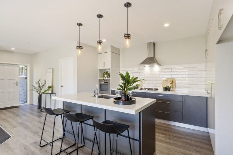 Photo of property in 7 Frederick Place, Whalers Gate, New Plymouth, 4310