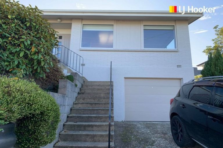 Photo of property in 27 Henry Street, Maori Hill, Dunedin, 9010