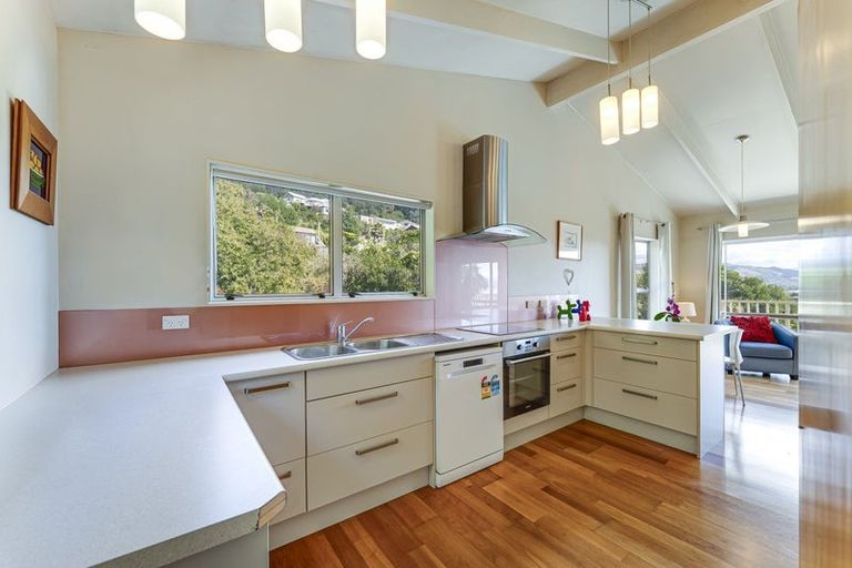 Photo of property in 1/104 Tosswill Road, Tahunanui, Nelson, 7011