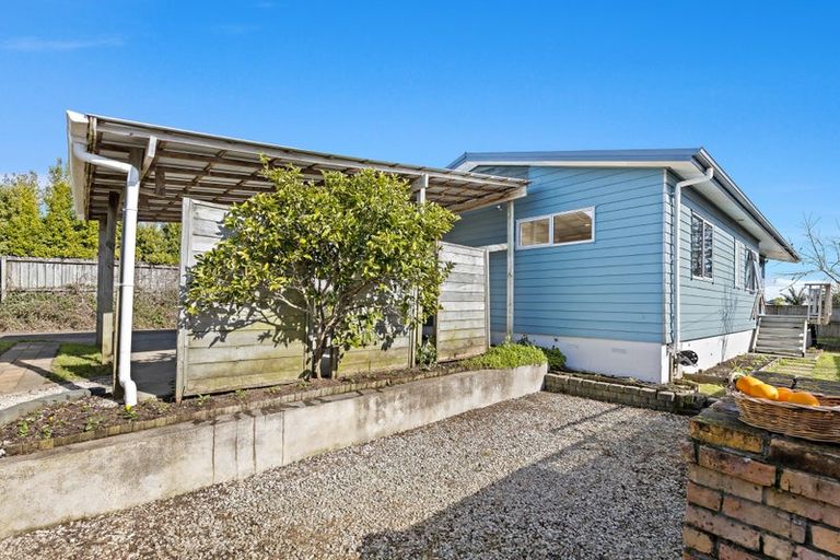 Photo of property in 3 Gazelle Avenue, Beach Haven, Auckland, 0626
