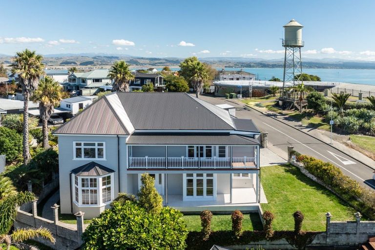Photo of property in 26 Thompson Road, Bluff Hill, Napier, 4110