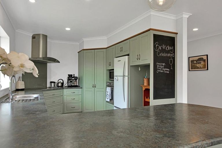 Photo of property in 16 Sequoia Place, Morrinsville, 3300