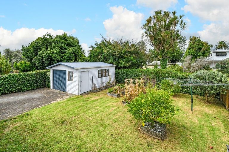 Photo of property in 9b Hazards Road, Weymouth, Auckland, 2103