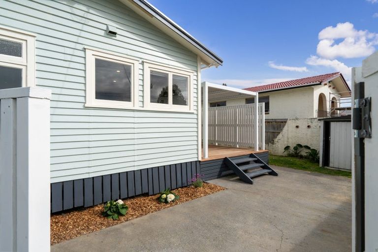 Photo of property in 167 Williams Street, Cambridge, 3434