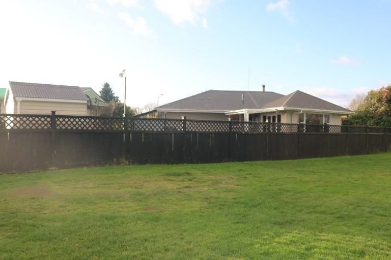 Photo of property in 30 Churchill Avenue, Hokowhitu, Palmerston North, 4410