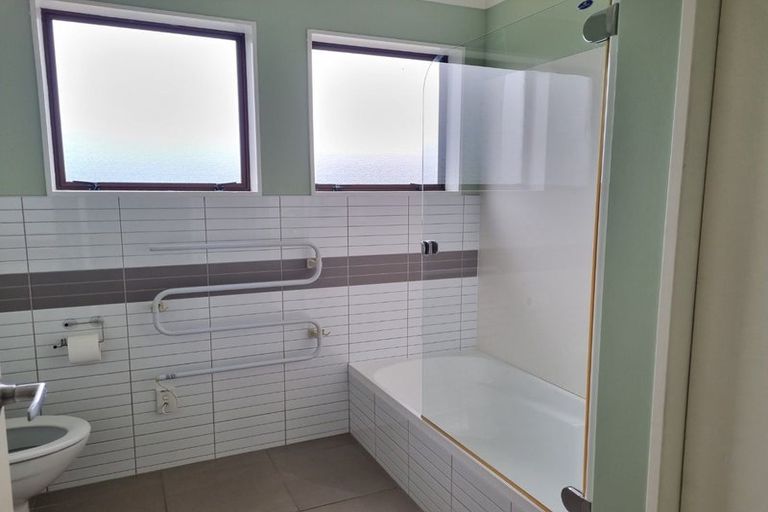 Photo of property in 58 Tweed Road, Papakowhai, Porirua, 5024