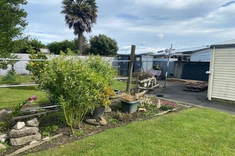 Photo of property in 21 Murphy Road, Taradale, Napier, 4112
