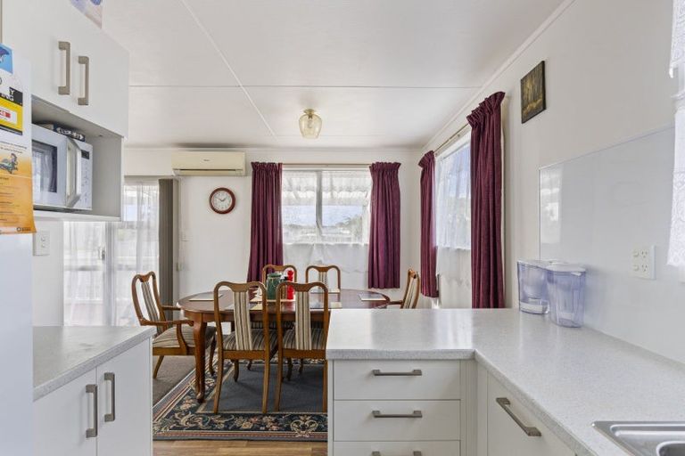 Photo of property in 53 Sunnyvale Street, Bell Block, New Plymouth, 4312