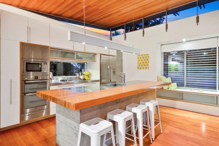 Photo of property in 47 Hardens Lane, Paremoremo, Auckland, 0632