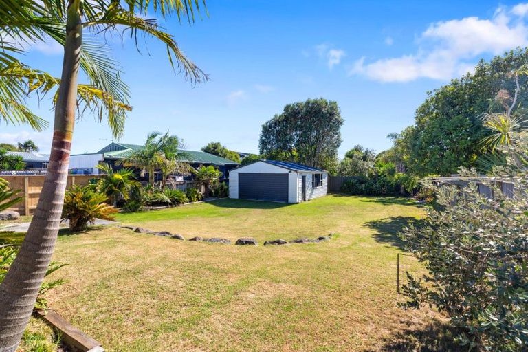 Photo of property in 41 Simpson Road, Papamoa Beach, Papamoa, 3118