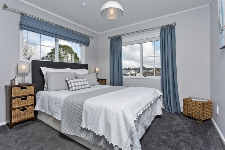 Photo of property in 1/42 Toroa Street, Torbay, Auckland, 0630