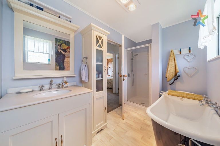 Photo of property in 22 Invercargill Drive, Kelson, Lower Hutt, 5010