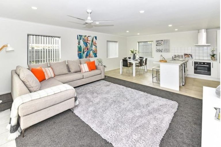 Photo of property in 60a Arimu Road, Papakura, 2110