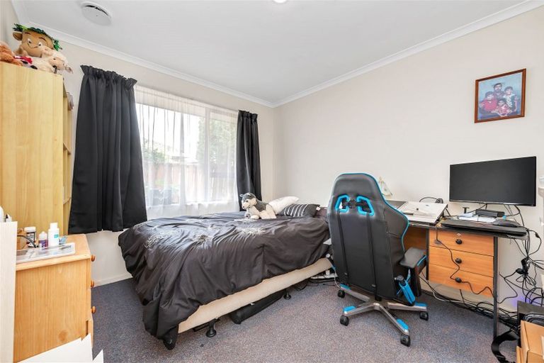 Photo of property in 14 Cyclamen Road, Mangere, Auckland, 2022