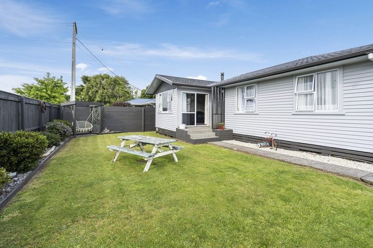 Photo of property in 12 Hobson Street, Normanby, Hawera, 4614