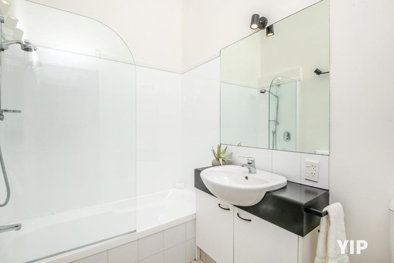 Photo of property in 41 Hawtrey Terrace, Churton Park, Wellington, 6037