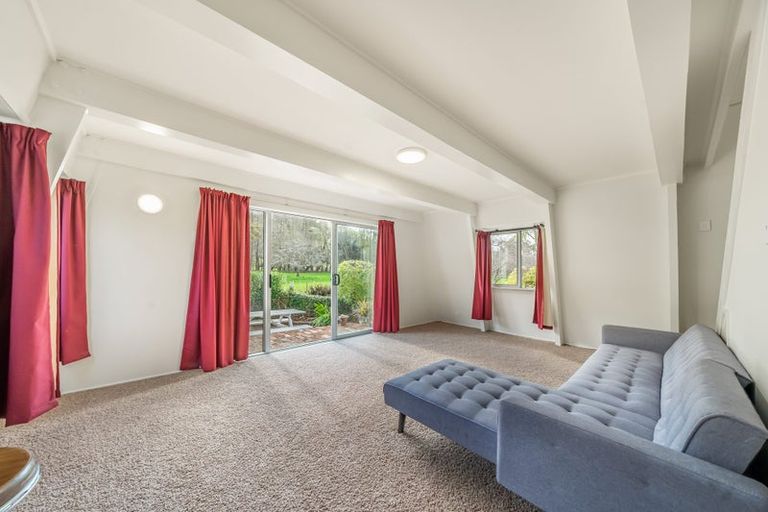 Photo of property in 329a Paekakariki Hill Road, Paekakariki Hill, Porirua, 5381