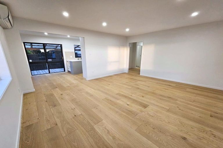 Photo of property in 1/9 Tina Place, Sunnyhills, Auckland, 2010