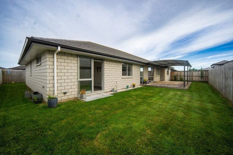 Photo of property in 25 Keerangi Place, Rototuna North, Hamilton, 3210