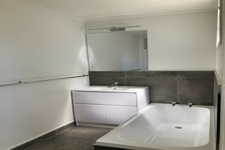 Photo of property in 9 Dinsdale Road, Dinsdale, Hamilton, 3204