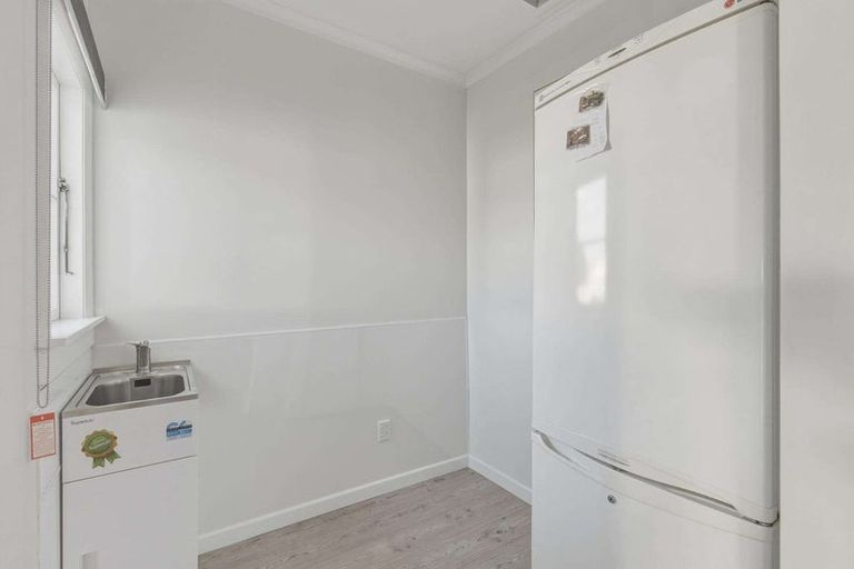 Photo of property in 77 Fitzherbert Avenue, Tawhero, Whanganui, 4501