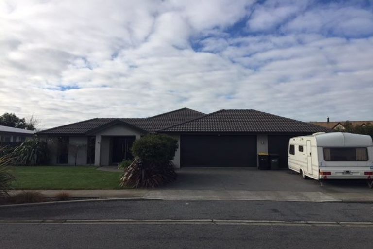 Photo of property in 28 Acacia Avenue, Rangiora, 7400