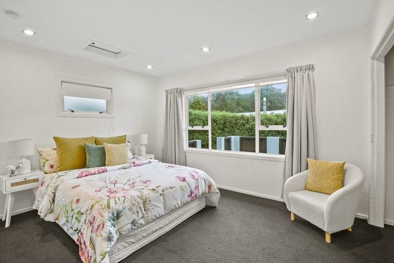 Photo of property in 9 Thames Street, Welbourn, New Plymouth, 4310