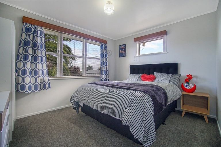 Photo of property in 56 Sheehan Avenue, Papakura, 2110