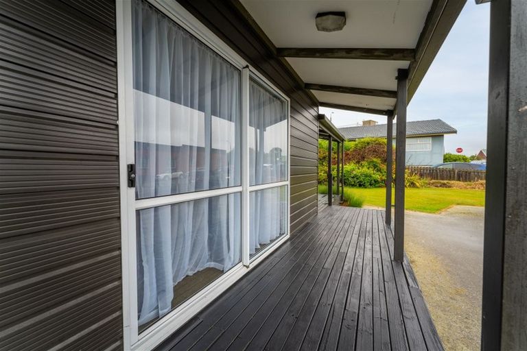 Photo of property in 6 Queen Street, Parkside, Timaru, 7910