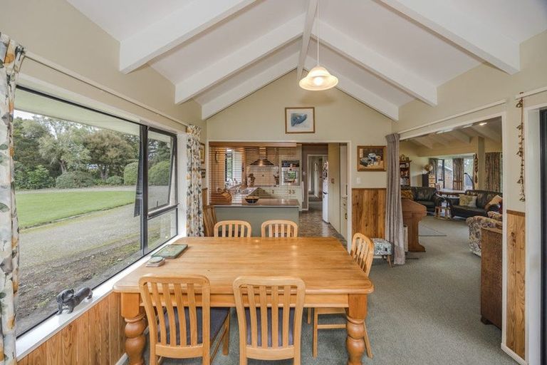 Photo of property in 376 Awamoa Road, Awamoa, Oamaru, 9495