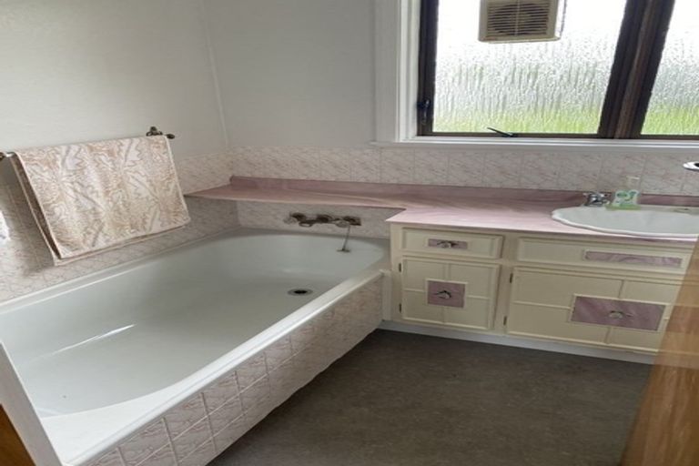 Photo of property in 27 Bristol Street, Tamatea, Napier, 4112